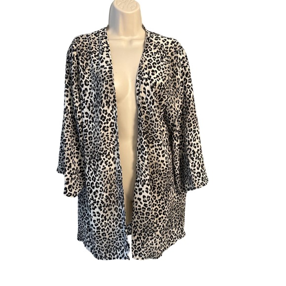 Dress Up Open Front 3/4 Sleeve Blouse Leopard Print Black/White Large NWT - Picture 1 of 9